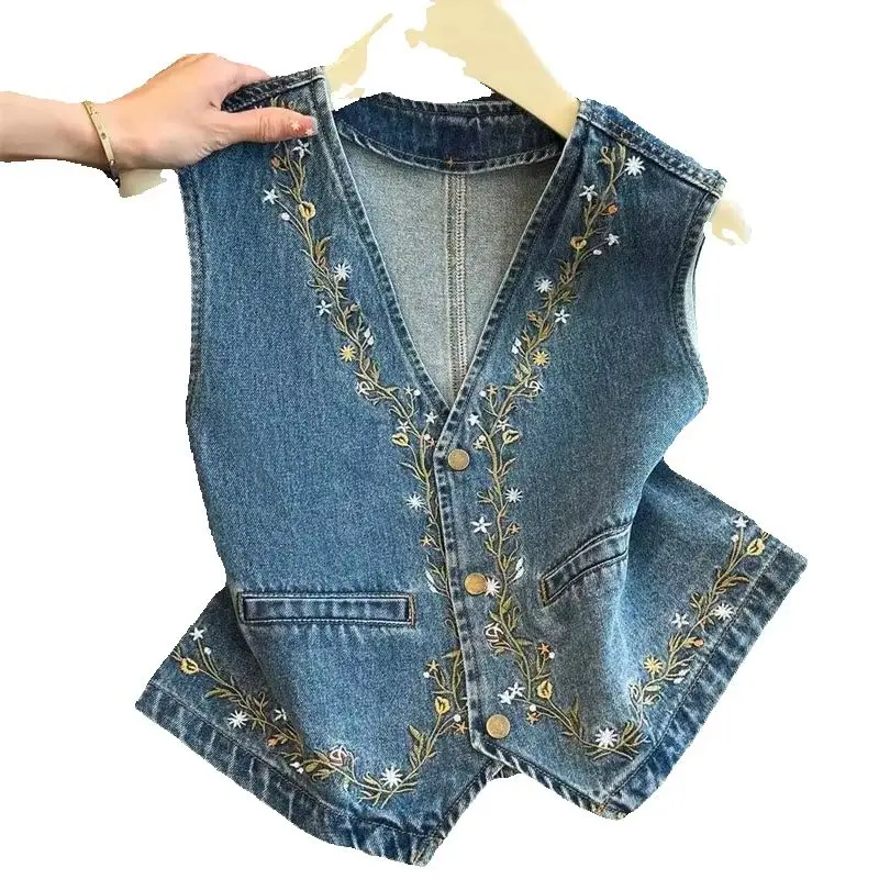 2026 New Women's Retro Heavy Industry Embroidered Denim Vest Spring Autumn Loose Stacked Sleeveless Tank Denim Jacket Top Coat
