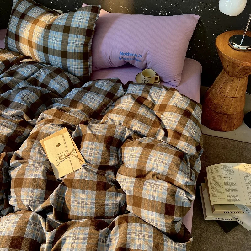 

High Quality Beauty Bedding Set Plaid Duvet Cover Bed Sheet Set With Pillowcases Adult Dormitory Queen Size Winter Home Decor