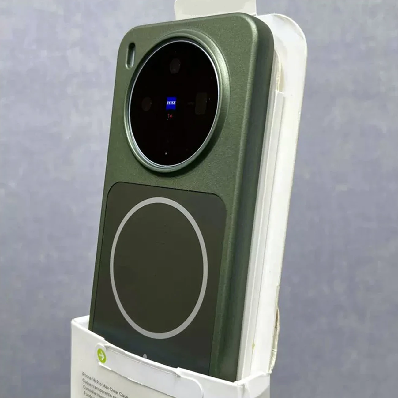 Rugged PC Armor AG Matte For Magsafe Magnetic Case For VIVO X300 Pro Wireless Charging Shockproof Protection Hard Cover Funda