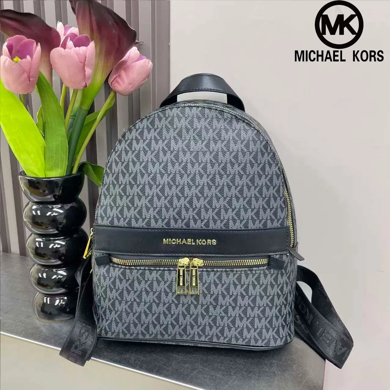 MK/Michael Kors 2026 all-new lightweight luxury backpack, exclusive design, multifunctional, large capacity, perfect for all occ