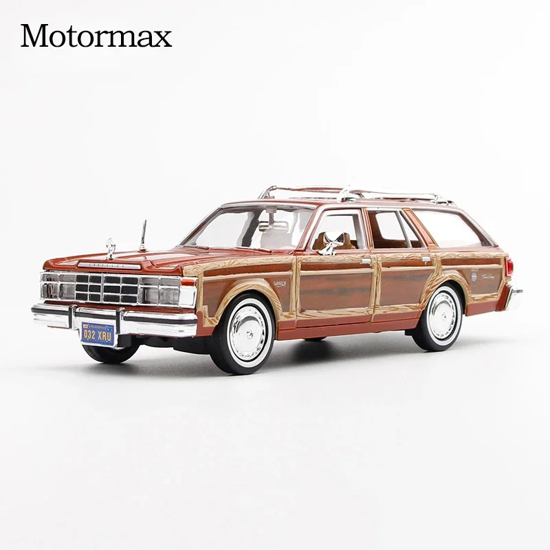 Diecast Motormax 1:24 Scale Chrysler Station Wagon Vintage Alloy Car Model Collectible Toy Gift Souvenir Display Ornament