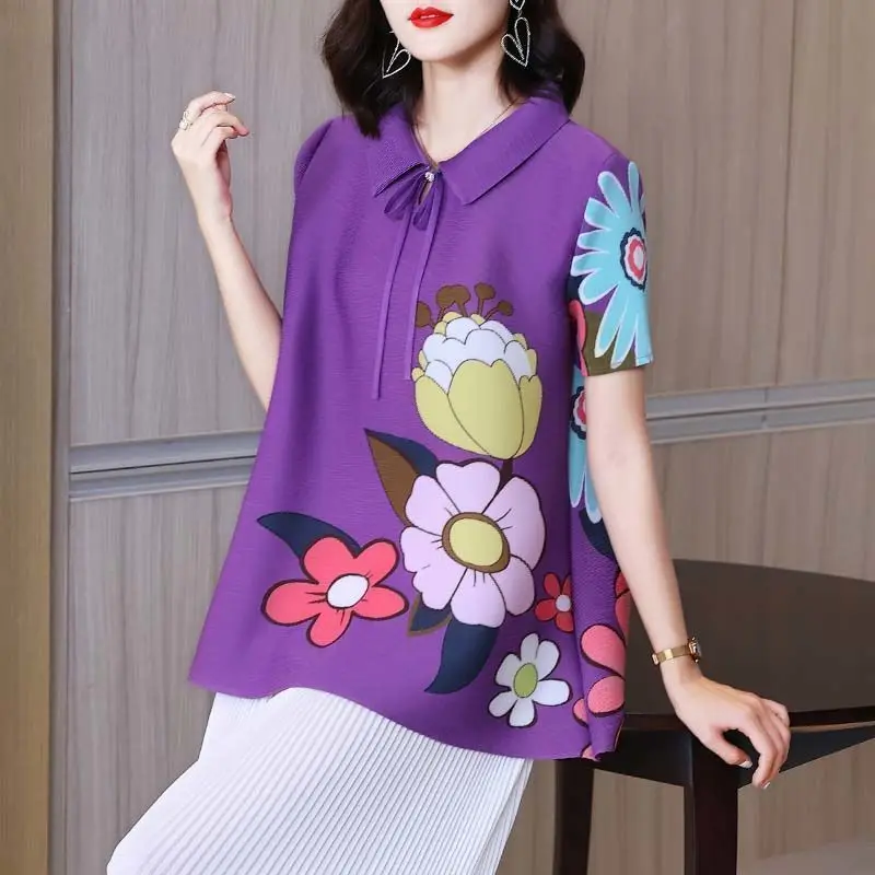 

Casual t shirt female 2023 summer new short-sleeved top POLO collar fashion purple print thin pleated tie loose T-shirt women