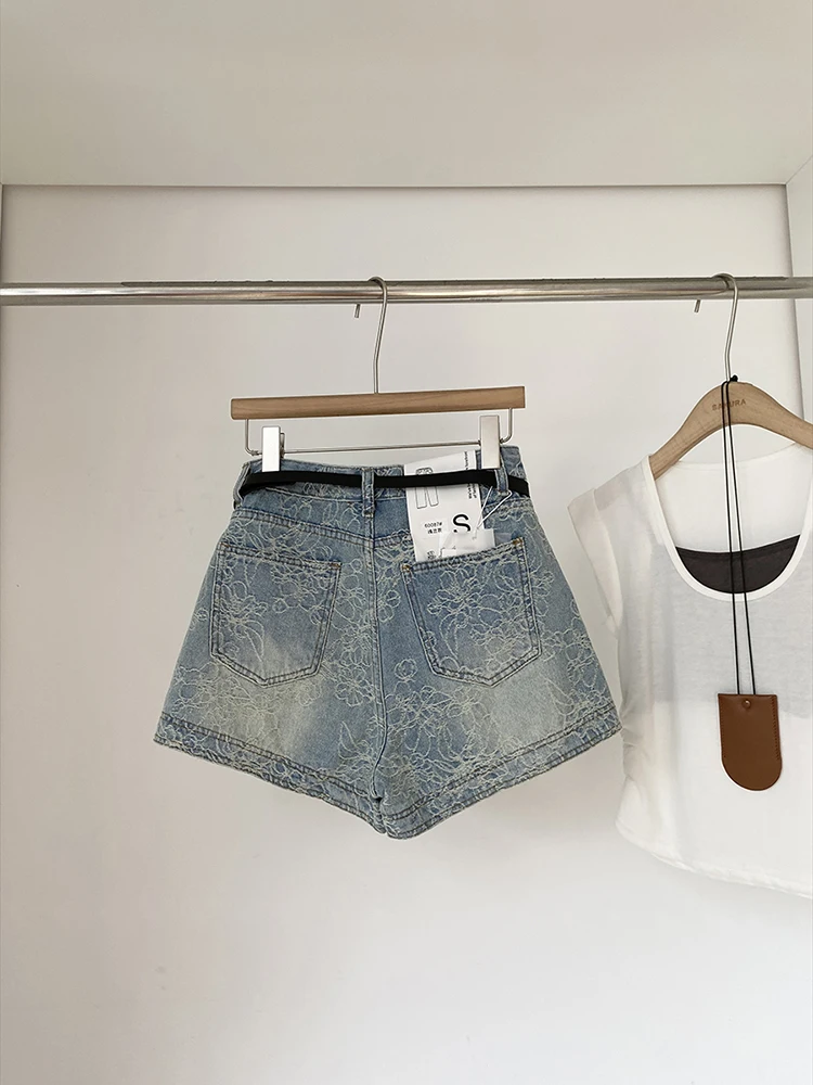 2023 neue Mode Sommer frauen Denim Shorts Jacquard Gestickte Blumen Breite Bein Kurze Weibliche Vintage Kurze Hosen
