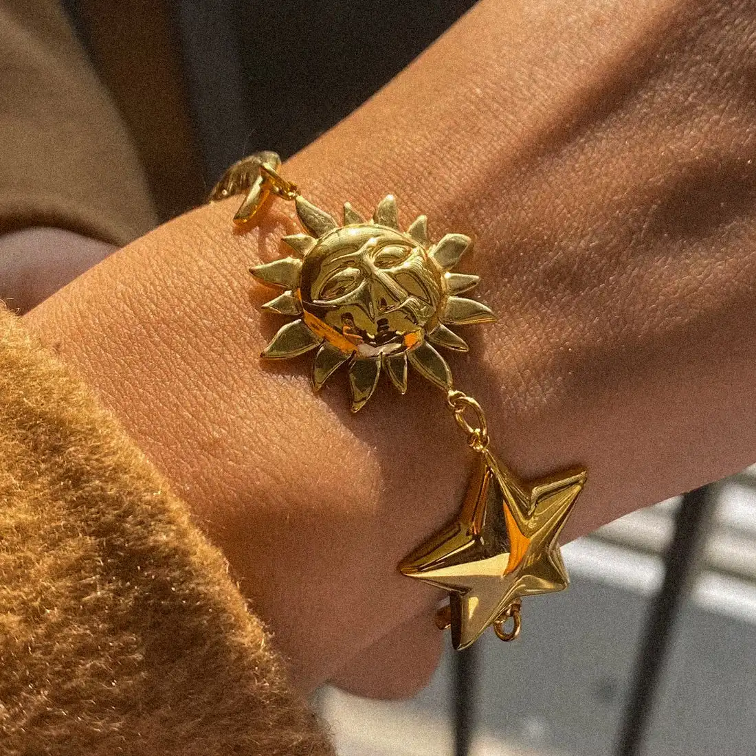 Elegant Smooth Stainless Steel Star Moon Bracelet 18K Gold Plated Stackable Sun Bracelet  Jewelry Gift for Women