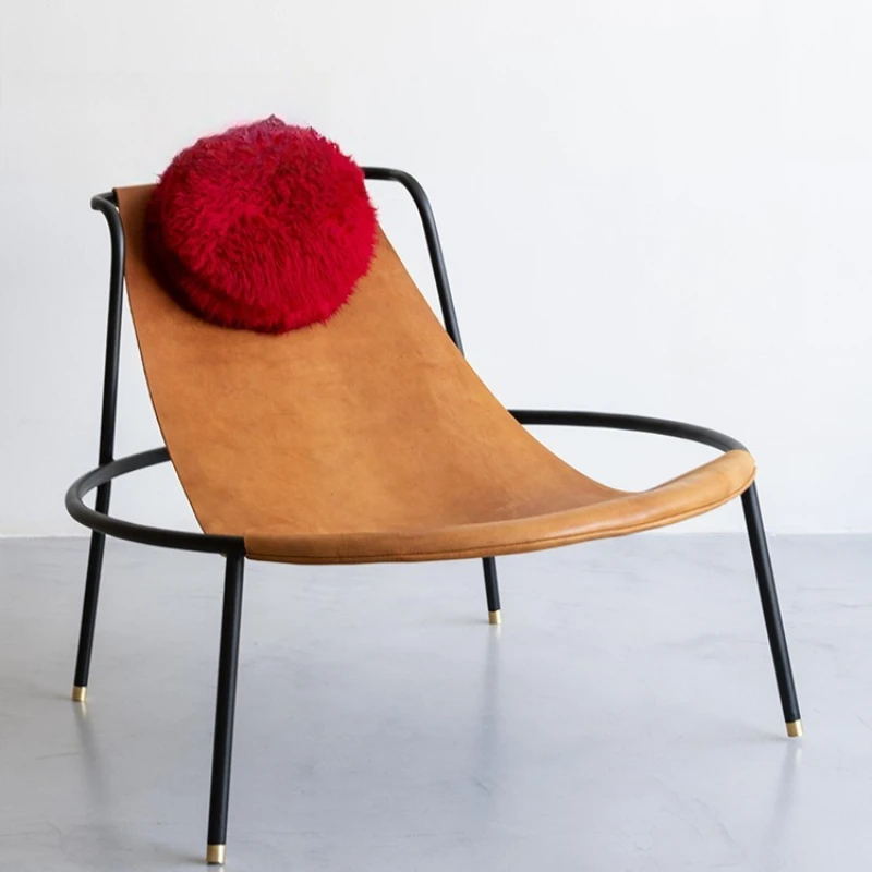 

Nordic postmodern industrial style saddle leather leisure chair metal ring chair living room balcony villa furniture