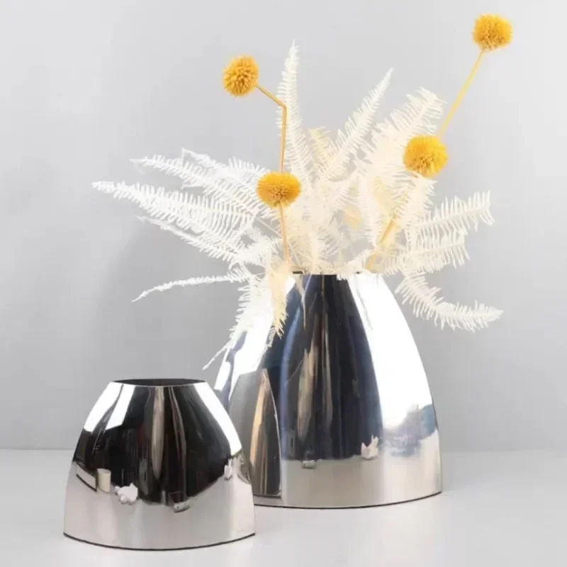 

Геометрическая изогнутая металлическая ваза, настольное декоративное украшение, современная цветочная композиция из нержавеющей стали, эстетическое украшение комнаты