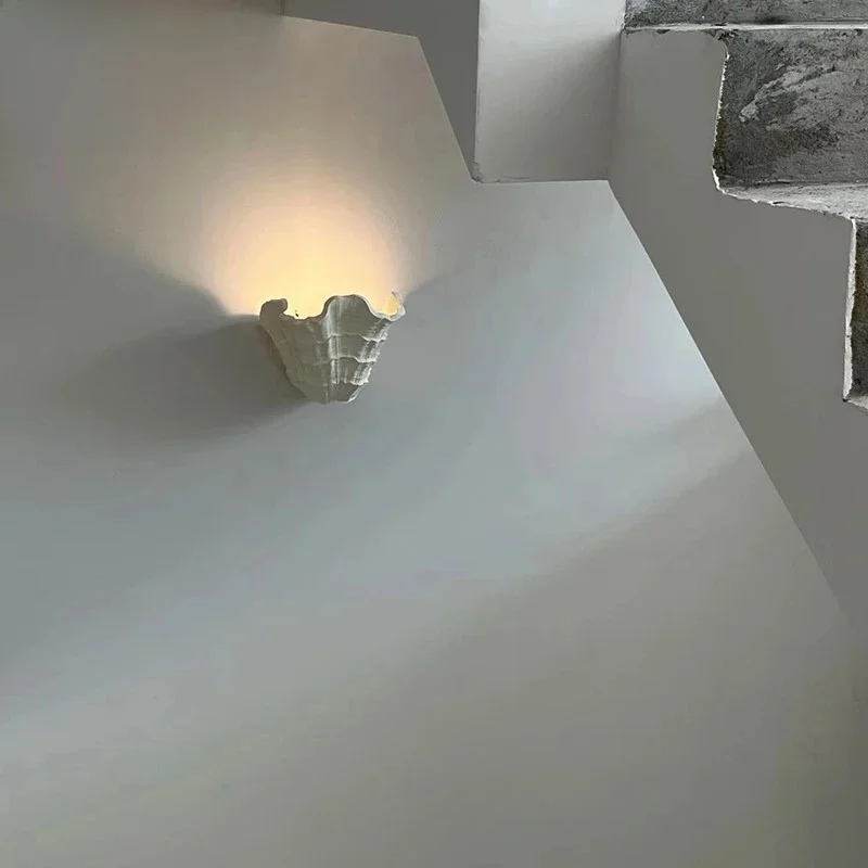 Shell Shaped Wall lamp Design Shell Gypsum Wall light for Bedroom Bedside Creative Staircase Porch Aisle Decorative Light