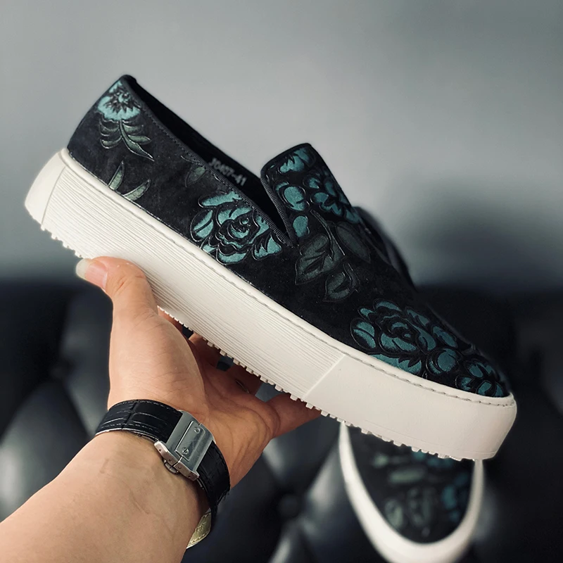 

Новая повседневная обувь с принтом, лоферы на платформе, мужская обувь, повседневные кроссовки из натуральной кожи на толстой подошве, уличные походные кроссовки, мужские туфли на плоской подошве