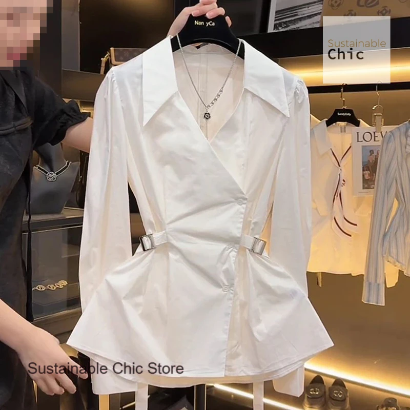 

French temperament design is slim with V-neck long-sleeved shirt Women's summer new fashion high-end casual waist-shrinking top.