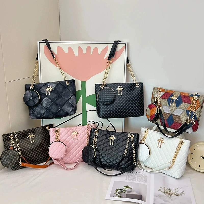 

Women Casual Crossbody Bag Stylish Geometric Pattern Adjustable Strap, Zipper Closure, Synthetic Casual Outing Bag