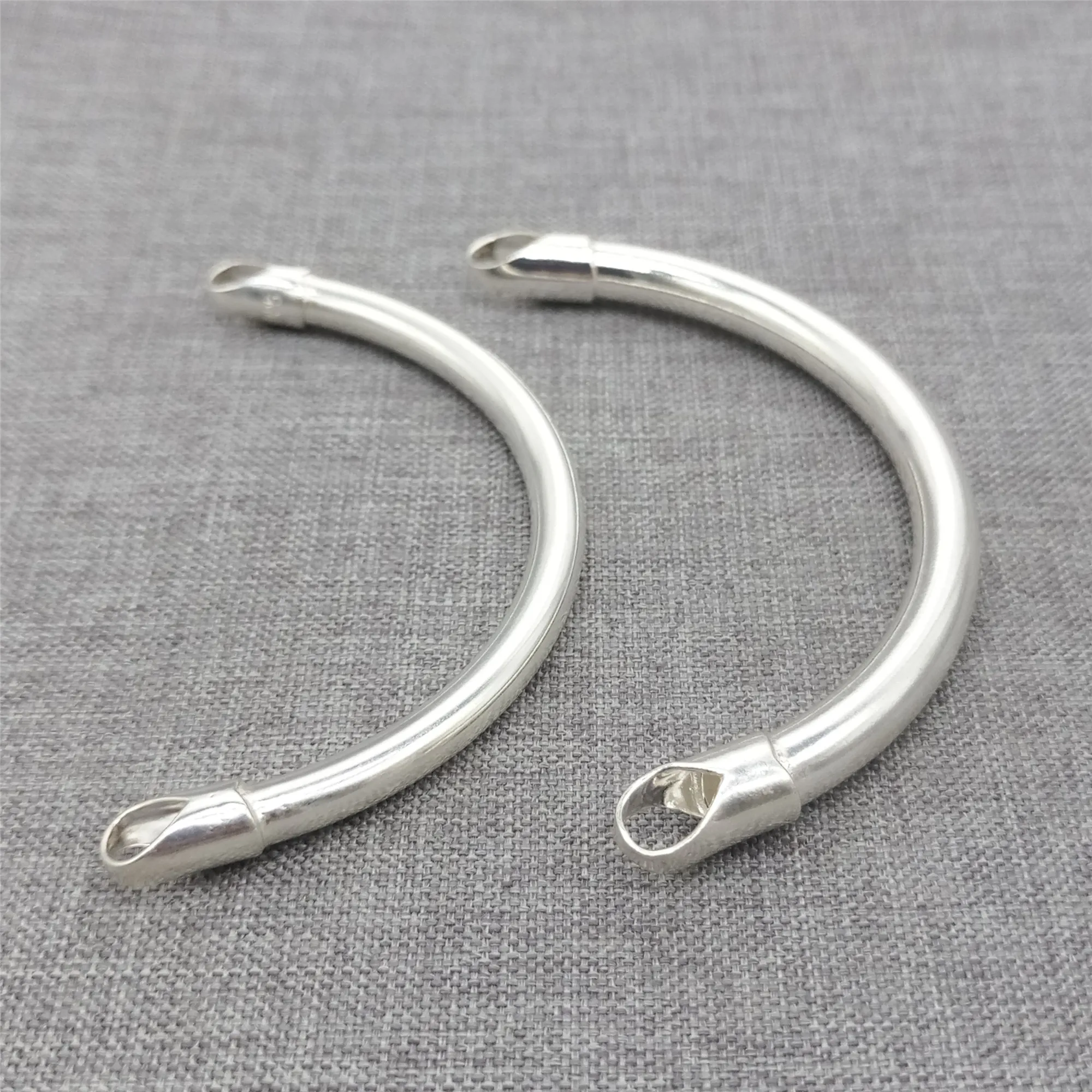 plain-curve-tube-connector-in-sterling-silver-for-sideways-bracelet-making