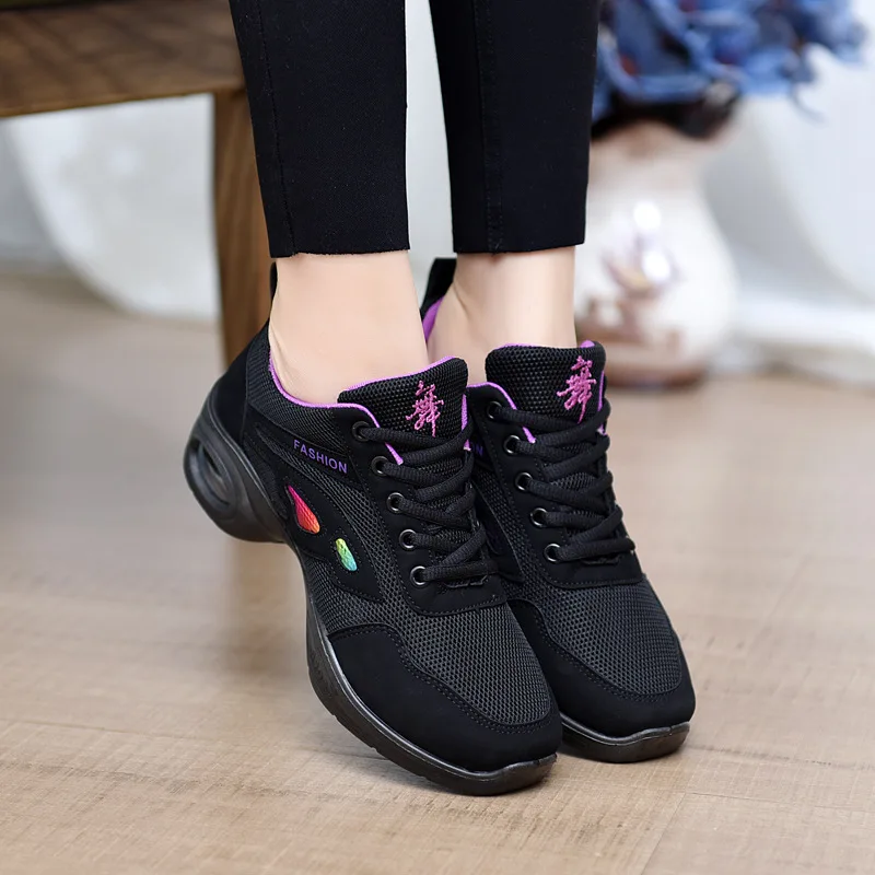 Women's Jazz Sneakers Breathable Split Sole Athletic Walking Lace Up Lace Modern Dance Sneakers women sports shoes dancing