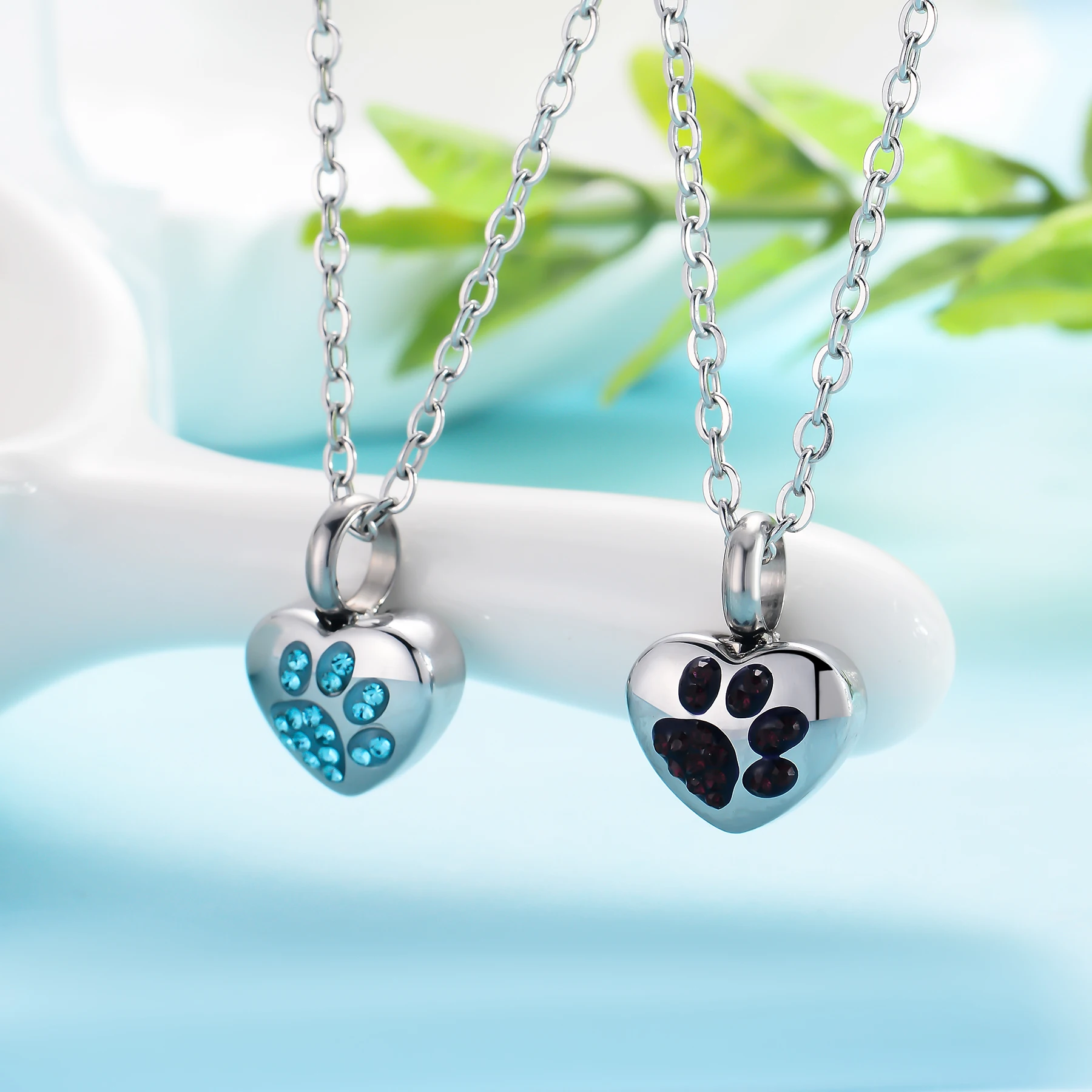 Stainless Steel Rhinestone Pet Cremation Ash Urn Necklace Heart Pendant For Pet Memorial Jewelry Can be Customized