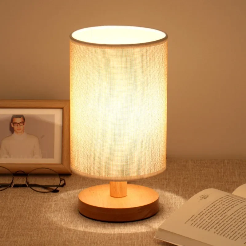 Creative LED Bead Solid Wood Fabric Lampshade Bedside Table Lamp Eye Protection Lighting Home Interior Bedroom Simple Decoration