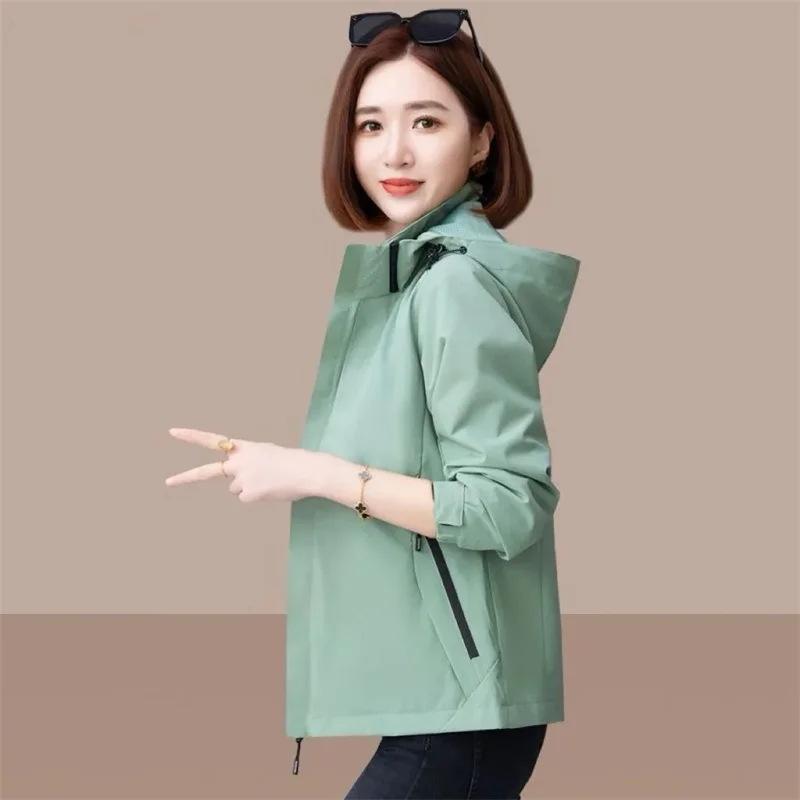 Fashion Jacket Women's Spring Autumn Thin 2027 New Temperament Coat Mother Windproof Outdoor Outwear Hooded Ladies Overcoat Tops