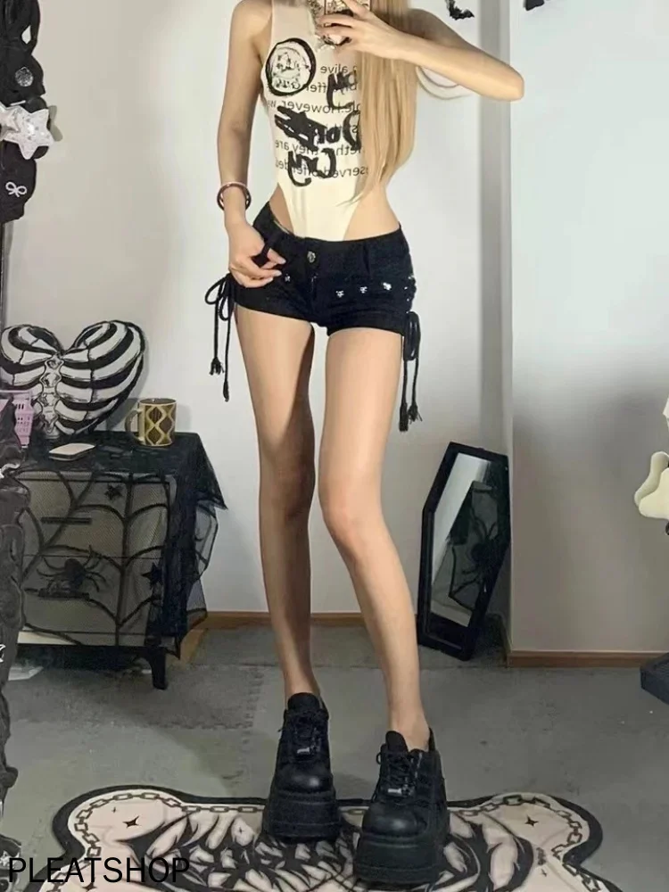 Pantaloncini da donna Skinny Creativity Lace-up Popolare Streetwear Personalità quotidiana Studenti Vacanza Moda Sexy American Retro Leisure