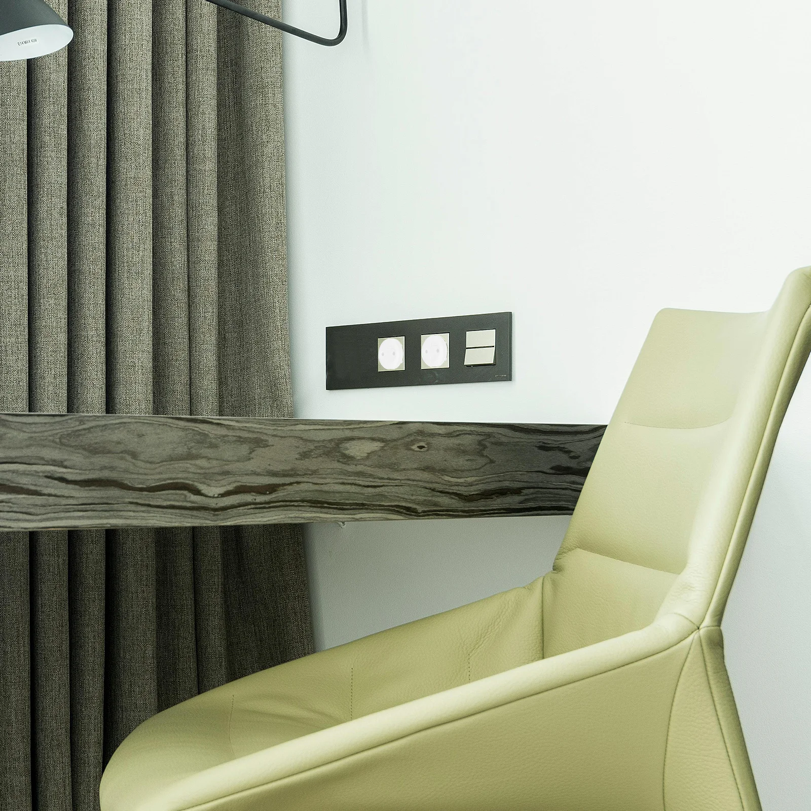 

10 шт. Защитные заглушки для розеток, белые пластиковые, для безопасности детей, для дома и школы, защита от электричества