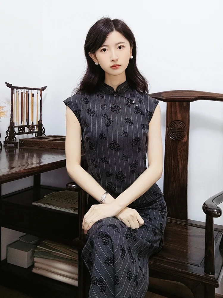 

Молодежное облегающее ципао средней длины в полоску, традиционное китайское платье для повседневной носки, с эффектом похудения