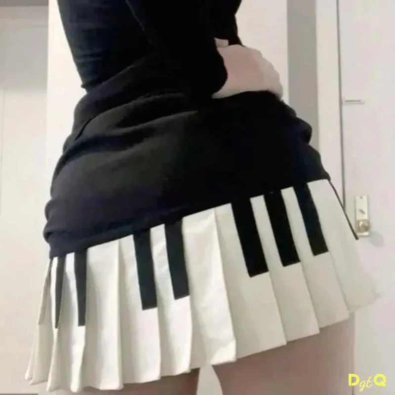 

Spring Black White Spliced Women Short Skirt 2025 Y2k Slim Design Harajuku Mini Skirt Female Empire Korea Style Chic Piano Skirt