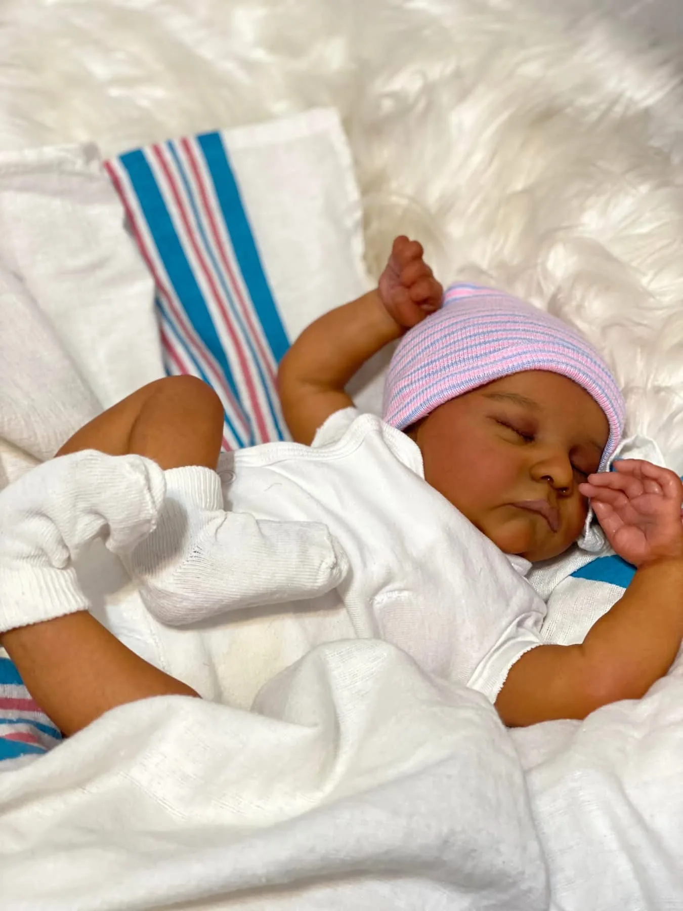 

18inch Dark Skin Levi Soft Cloth Body Reborn Doll Newborn Baby Size Doll High quality Gift