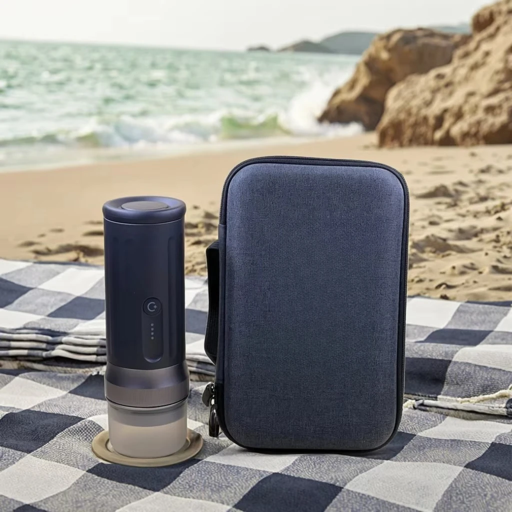

Low Stock 18g-20g Portable Coffee Machine USB Travel Coffee Maker with Carry Bag for Outdoor Picnics and Car Hotel Use