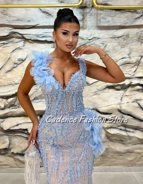 Maßgeschneidertes Abendkleid, blau, exquisite Mode, klassisch, V-Ausschnitt, ärmellos, stereoskopische Blume, Perlen, Kristall, Fischschwanz, hohe Qualität