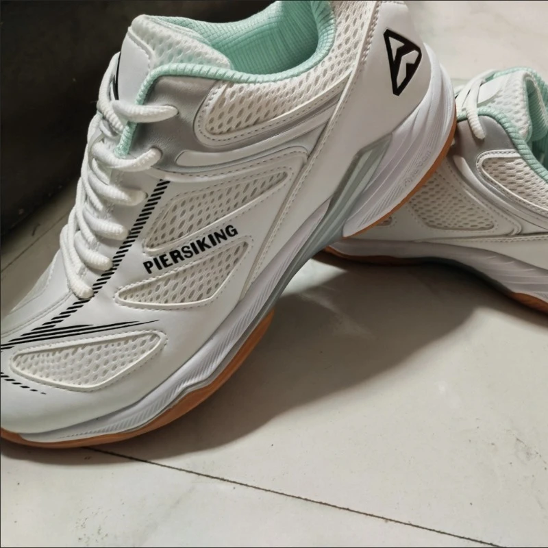 2026 Best Selling Badminton Shoe Anti-Slip Indoor Court Shoes Men Unisex Tennis Shoes Men Top Quality Table Tennis Shoes For Man
