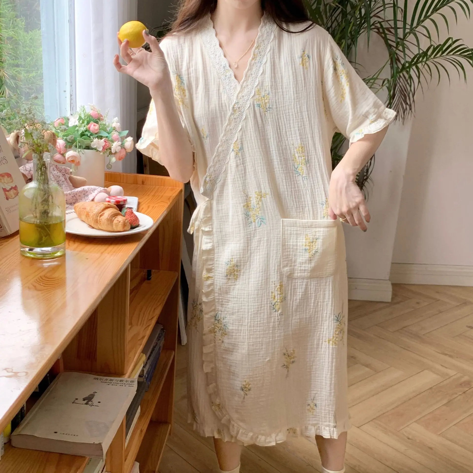 

Embroidery V-Neck Maternity Clothes Breastfeeding Nightgowns Nursing Sleepwear Spring Autumn New Loose Pregnancy Dresses