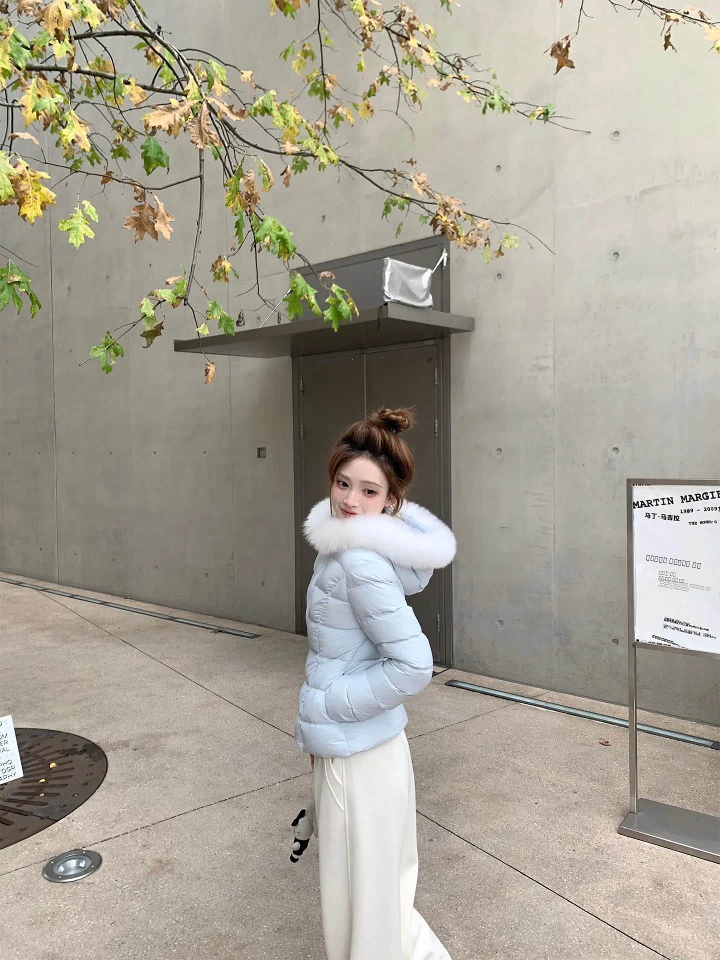 

Zhenzhen Home Baikal Lake Luxury Detachable Real Fur Collar Hooded Waist Cinching Slimming ort down Jaet