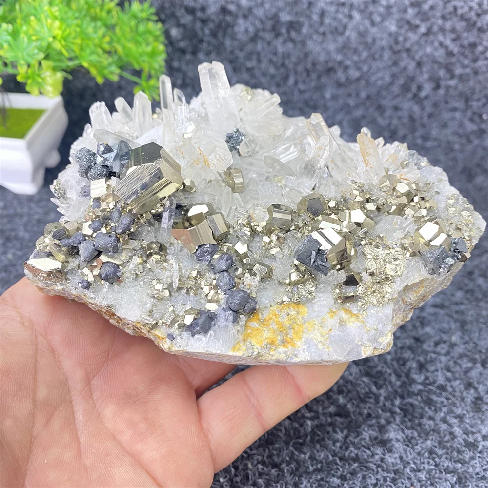 Natural Mineral Pyrite Crystal And White Crystal Symbiotic Mineral Specimen Peru's Top Gem Home Decoration Ornaments