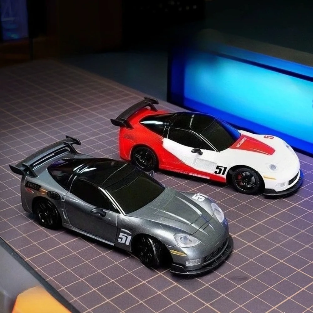 TR051 1:43 RC Racing Remote Control Car 4WD Drifting High/Low Speed ​​Metal Gyroscope Electric Simulation Model Flatbed Car