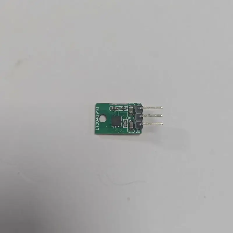 Ultra-low Noise Ultra-high PSRR LT3042 Linear Power Supply