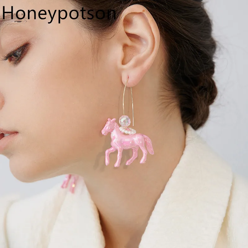 Nicho girl-pendientes de gancho con forma de V, diseño de corazón, moda, tendencia de personalidad, unicornio, Perla Rosa, color mágico, nuevo, 2024