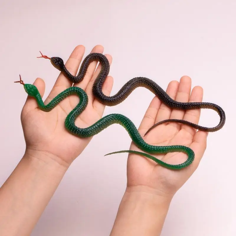 Realistic 40cm Rubber Fake Snake Lifelike Python Scare Prop Non-toxic for Halloween Party Garden Bird Repellent