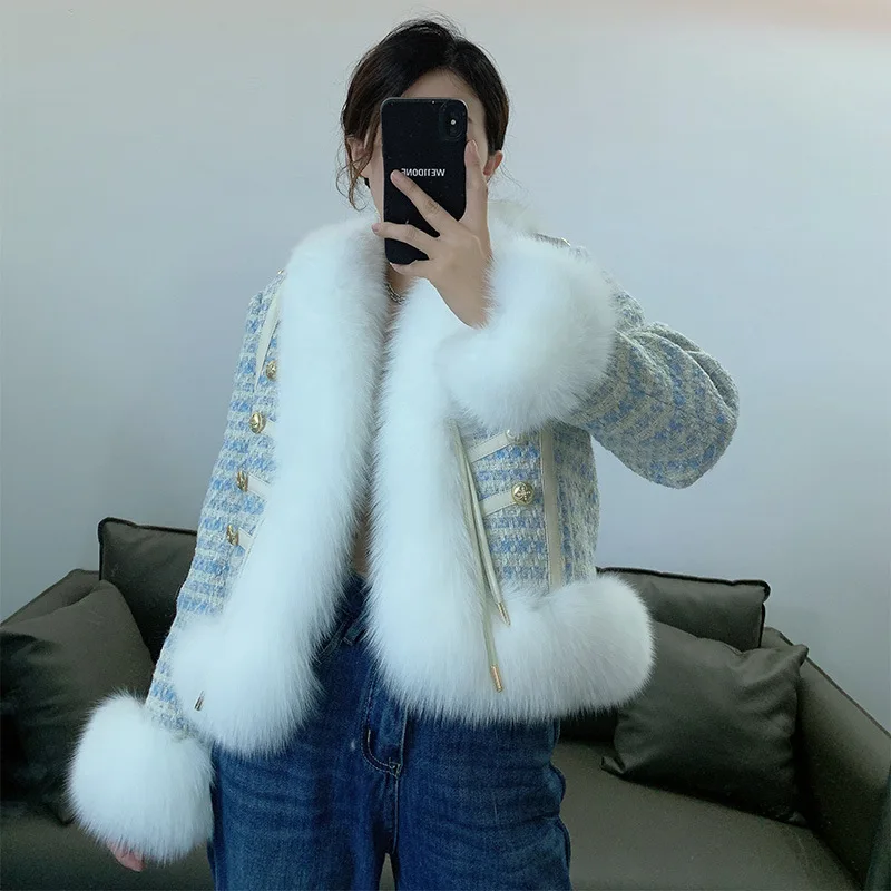 

New Coarse Wool Small Fragrant Fur Patchwork Fox Fur Women's Coat with Down Inner Lining Short and Light Luxury