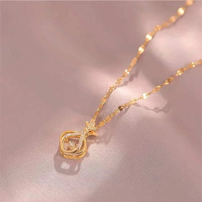 Hollow Fortune Pouch Pendant Necklace CZ Shiny Flake Link Chain Oriental Luck Collar Jewelry For Women