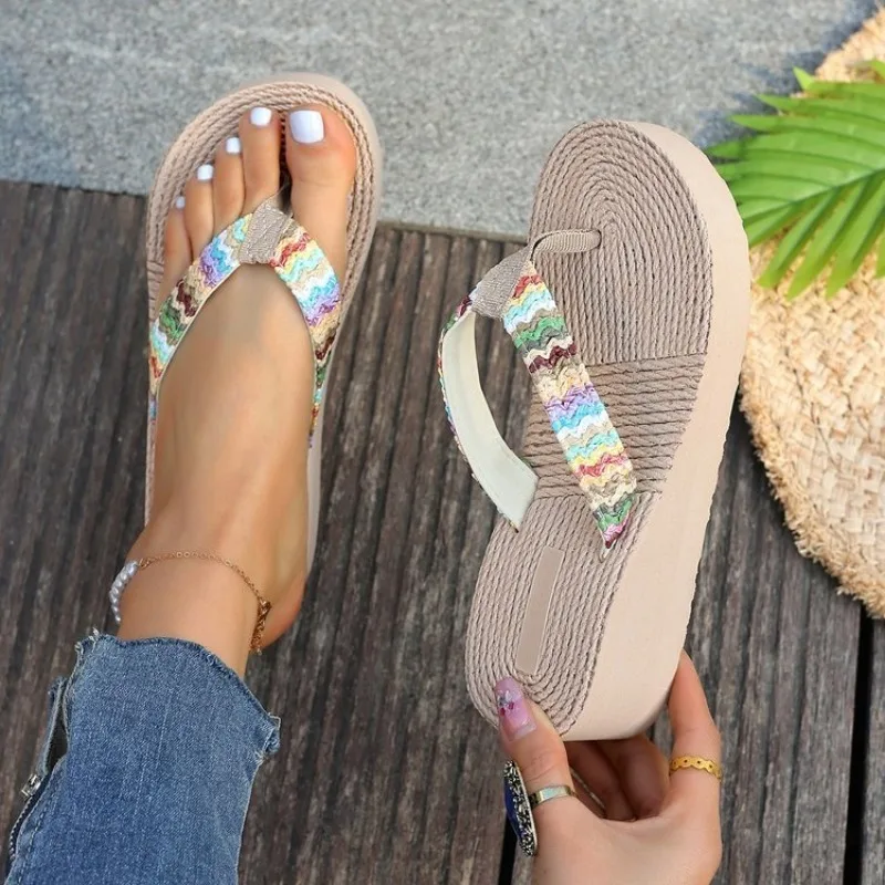 Women's Thong Sandals Wedge Platform Open Toe Slip-On Casual Summer Shoes Woven-Look Detail Thick Outsole Outdoor Walking Shoe