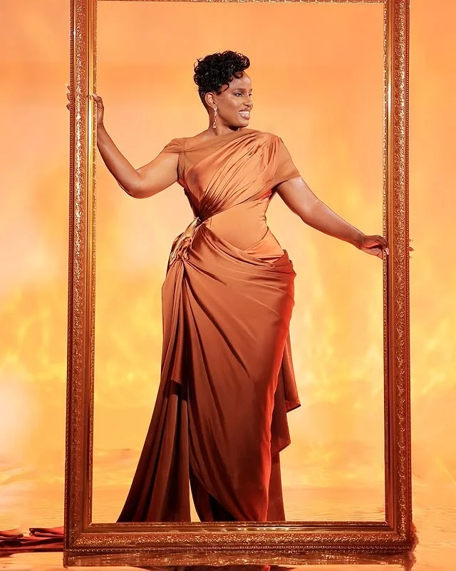 Bruin Satijn Vrouwen Schede Prom Dress Aso Ebi Plus Size Avondjurken Sweep Trein Formele Feestjurk