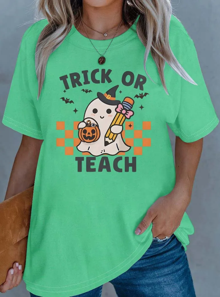Elegancki strój plus size z motywem ducha, dyni i nietoperza \"Trick or Treat\".