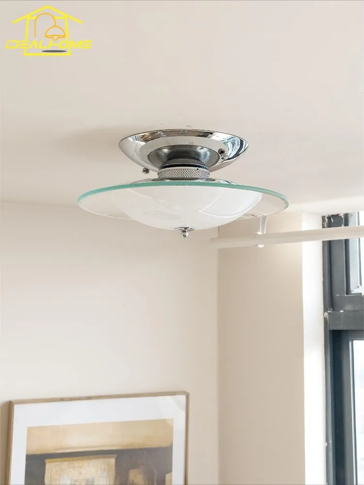 Vintage Bauhaus Iro…