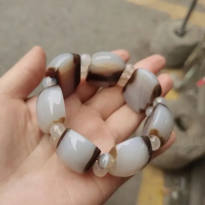 

Natural Semicircular Agate Hand Bracelet Hand Brand Men's and Women's Models