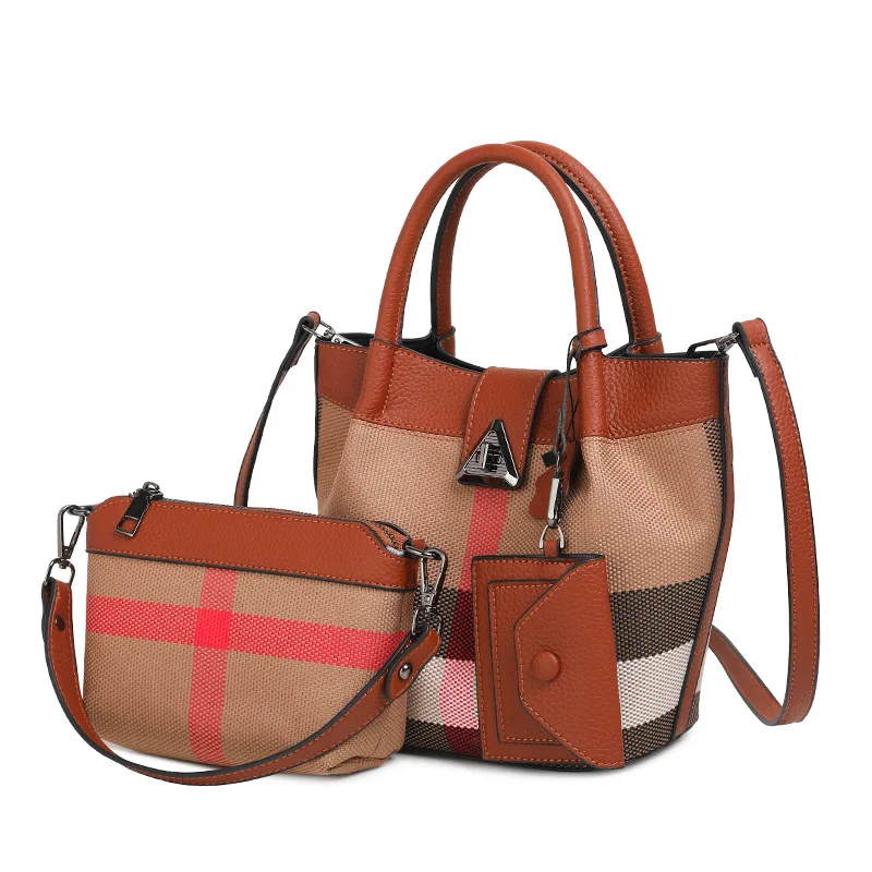 Elegant Leather Tote Bags For Ladies Spacious Interior Classic Style Shoulder Bag Luxury Brand Famous