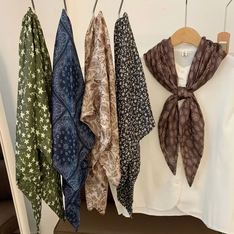 

Premium Winter Bohemian Floral Print Scarf for Women Vintage Triangle Bandana Belt Accessory Soft Lightweight Multifunctional