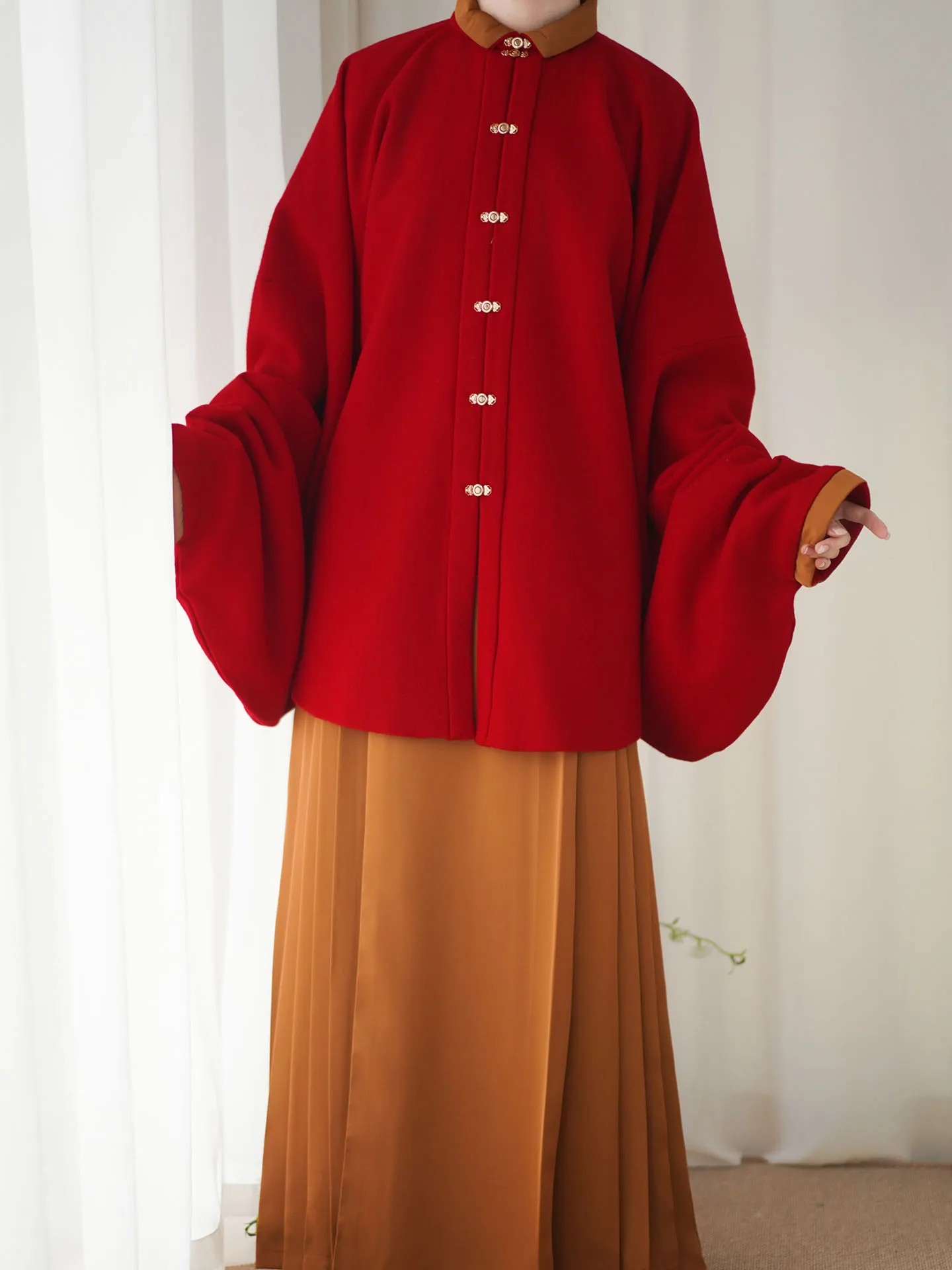 

Красный верхняя одежда Ming Dynas Hanfu, шерстяной комплект с юбкой-стойкой, воротником-стойкой и пуговицами спереди, женский зимний комплект с цветком сливы...