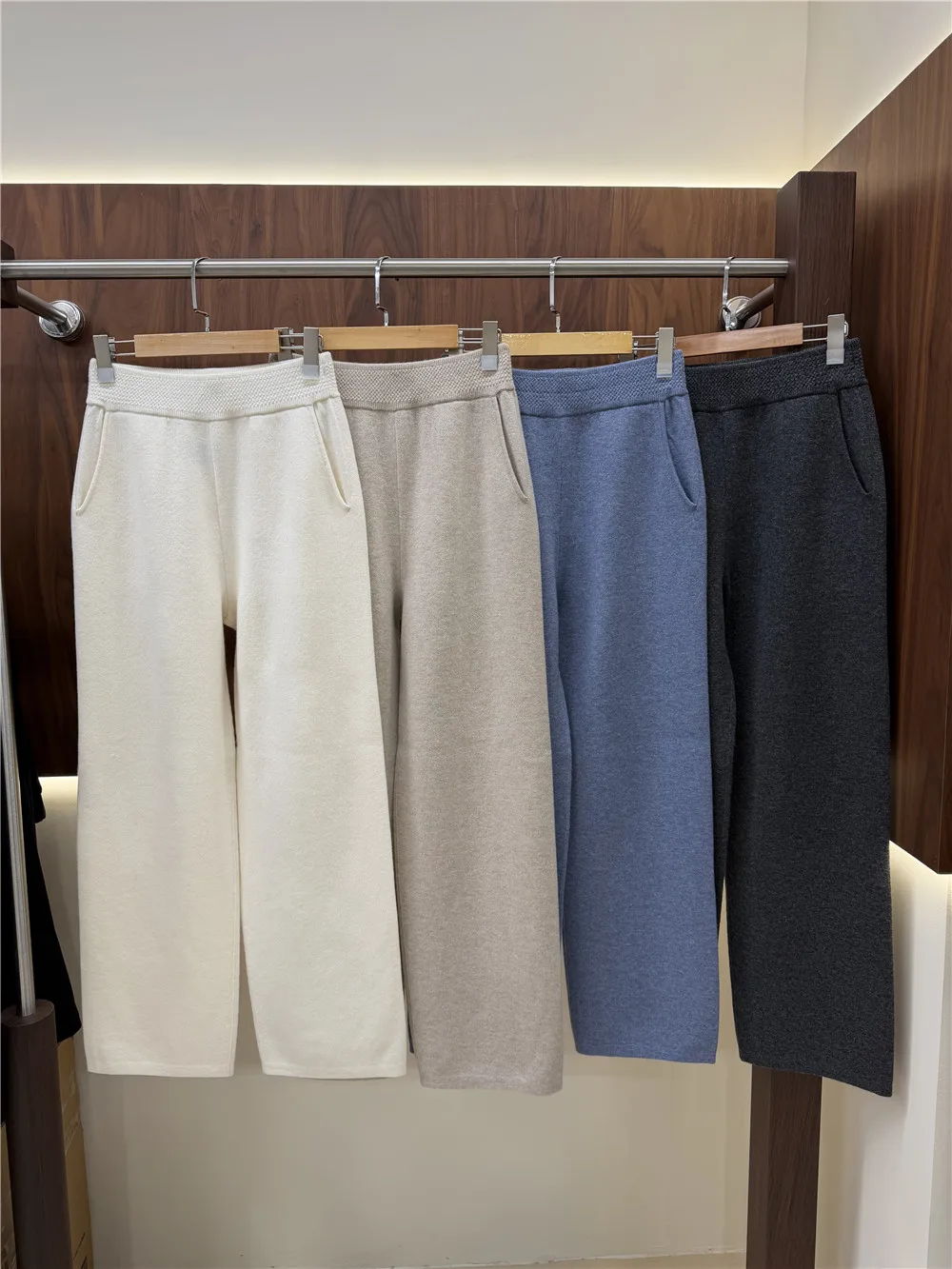 Women's Loose Knitted Cashmere Wide Leg Pants Floor Length Straight Cut Autumn Winter Wool Blend Casual Elegant Commute Trousers