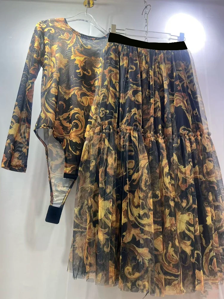 Designer retro geometric print knitted elastic one-piece tights two-piece spring women's dress+loose gauze skirt fashion suit view 5