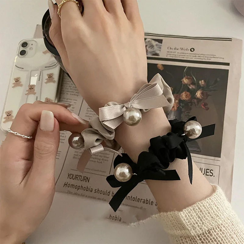 

2022 Fashion Woman Big Pearl Hair Ties Korean Style Hairband Scrunchies Girls Ponytail Holders Rubber Band Hair Accessories