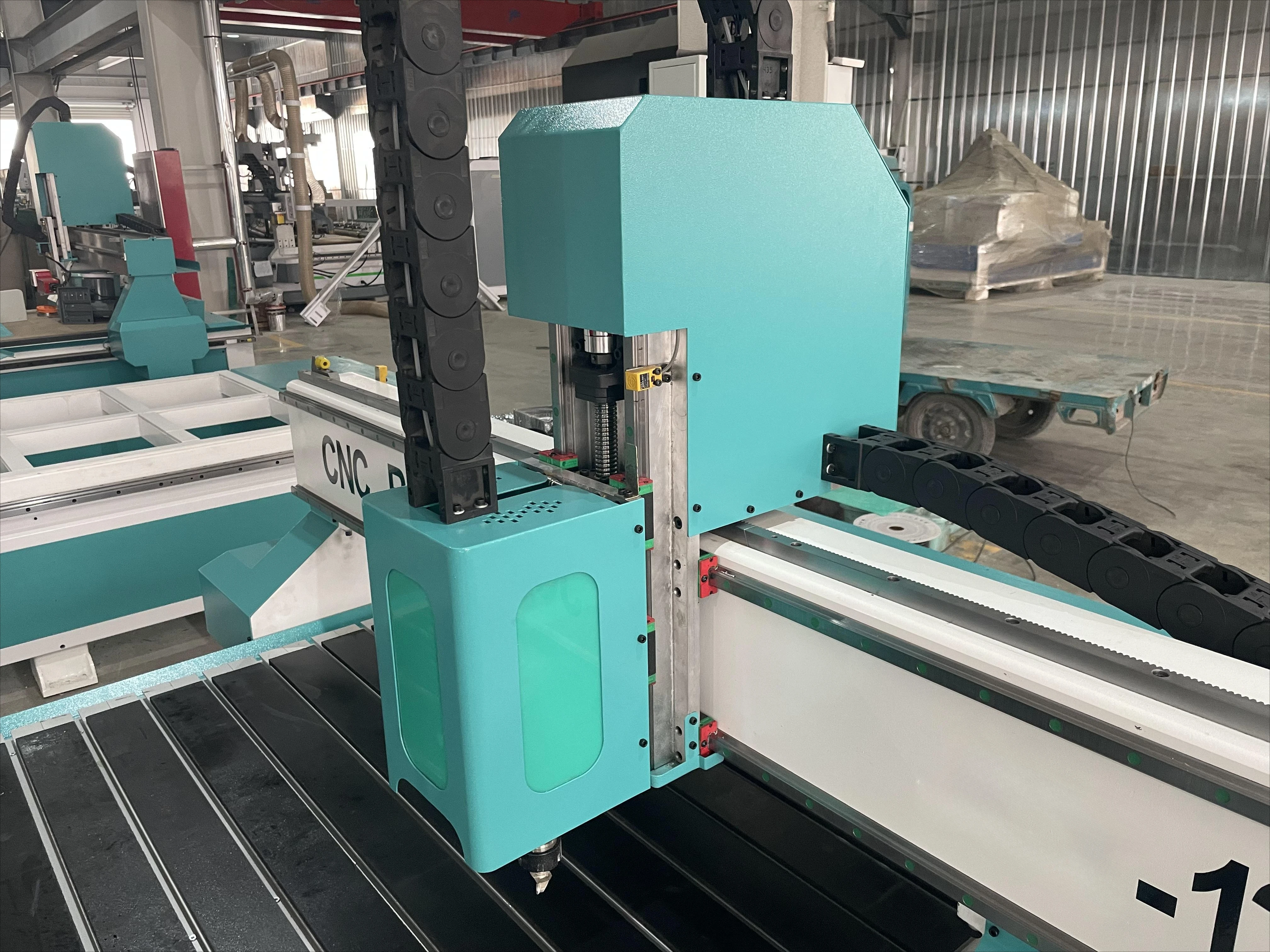 1325 Wood Cnc Router Machine for Doors Cabinets Office Furniture 4*8ft Cnc Engraving Carving Milling 3 Axis Machine view 3