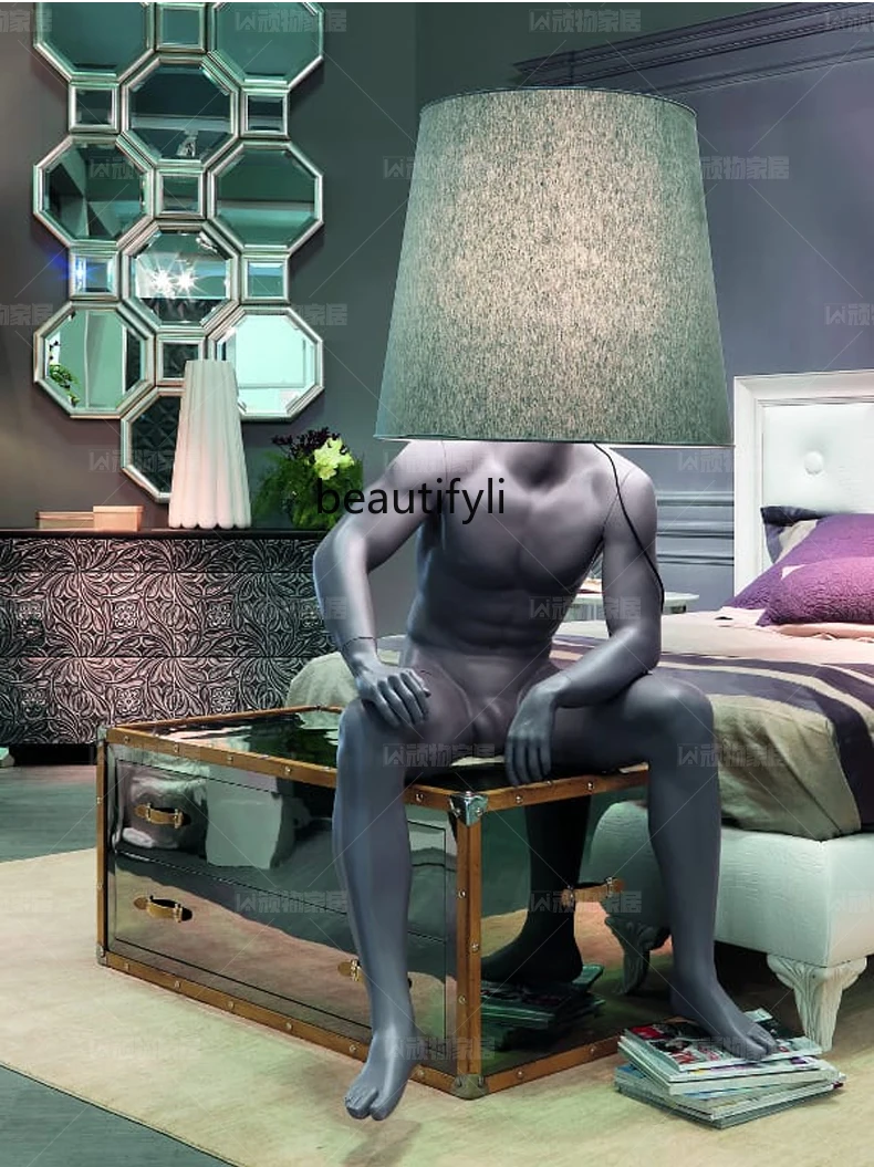 Living Room Designer FRP Art Character Decoration Decoration Home Bedside and Sofa Side Large Sculpture Floor Lamp