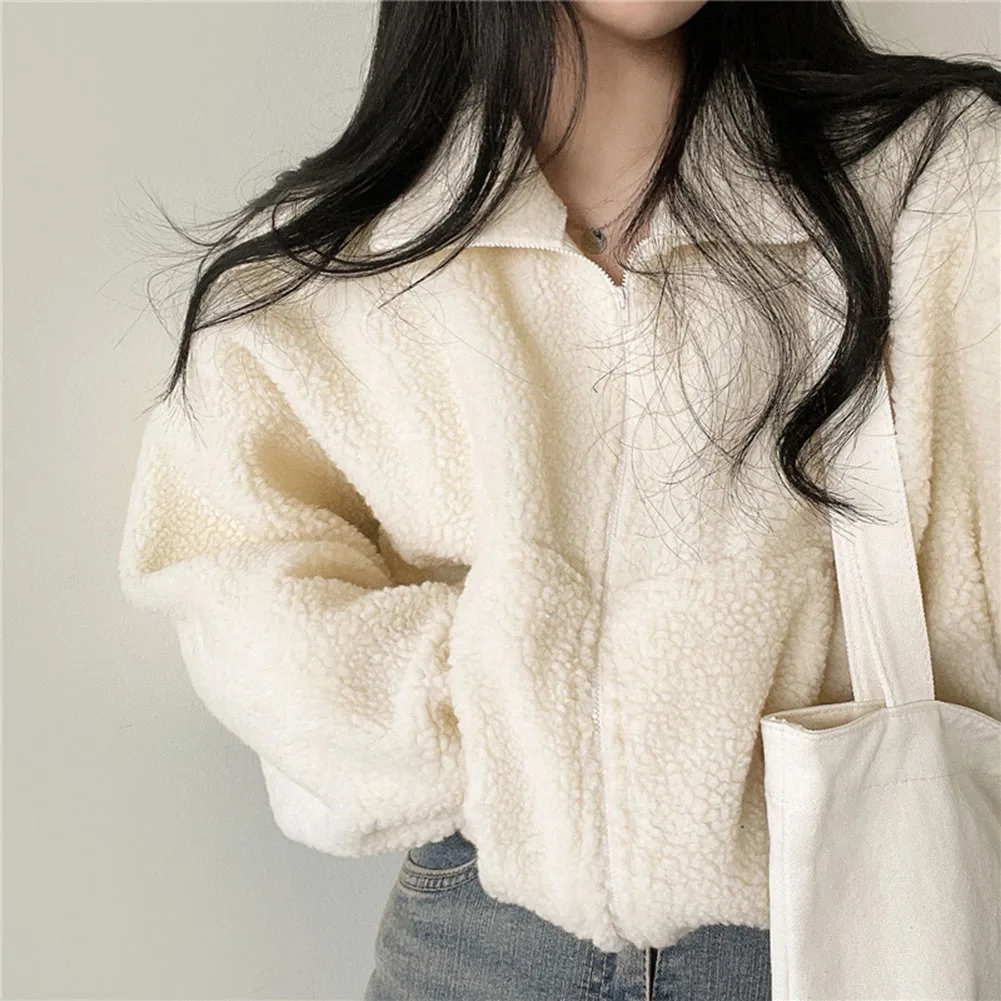 Loose-Fit Jacket Winter Coat 70 Polyester 30 Spandex Regular Length Long Sleeve Zip Closure Brand New Condition